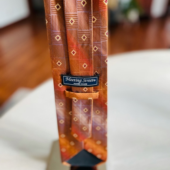 Meeting Street Men’s Neck Tie - Picture 3 of 5